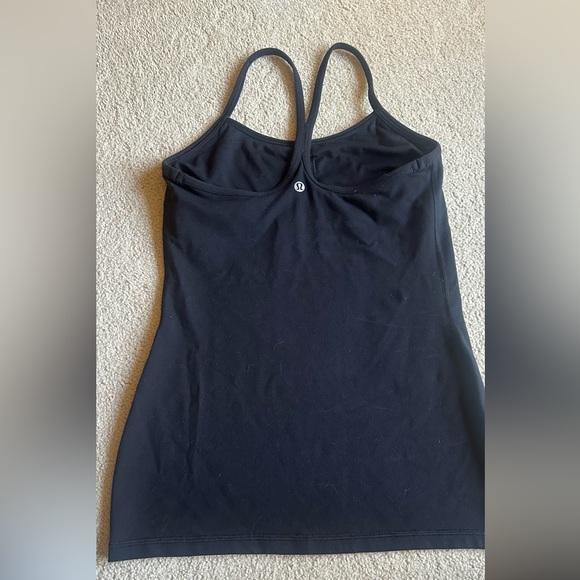 Lululemon tank. - Picture 5 of 5